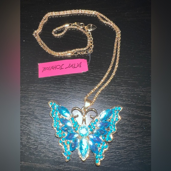 🦋 NWT! Large Blue Rhinestone Butterfly - Picture 5 of 7